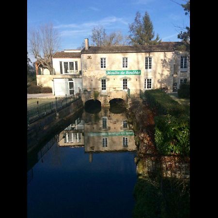 Le Moulin De Boulede Bed & Breakfast Monflanquin Exterior foto